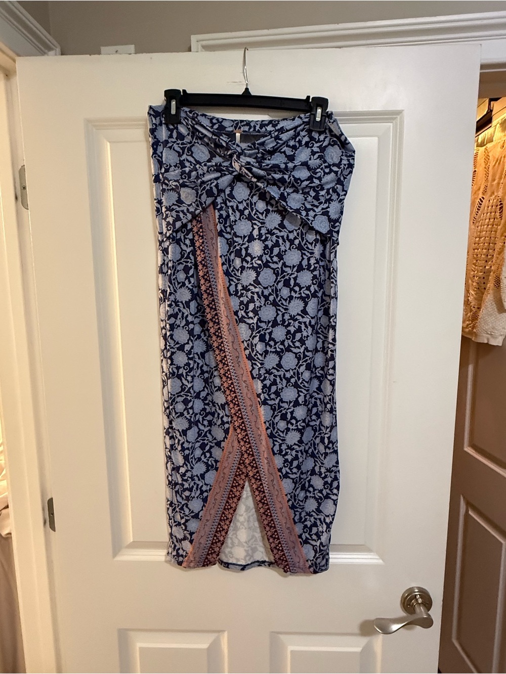 Free people midi sarong skirt paisley blue pattern size medium